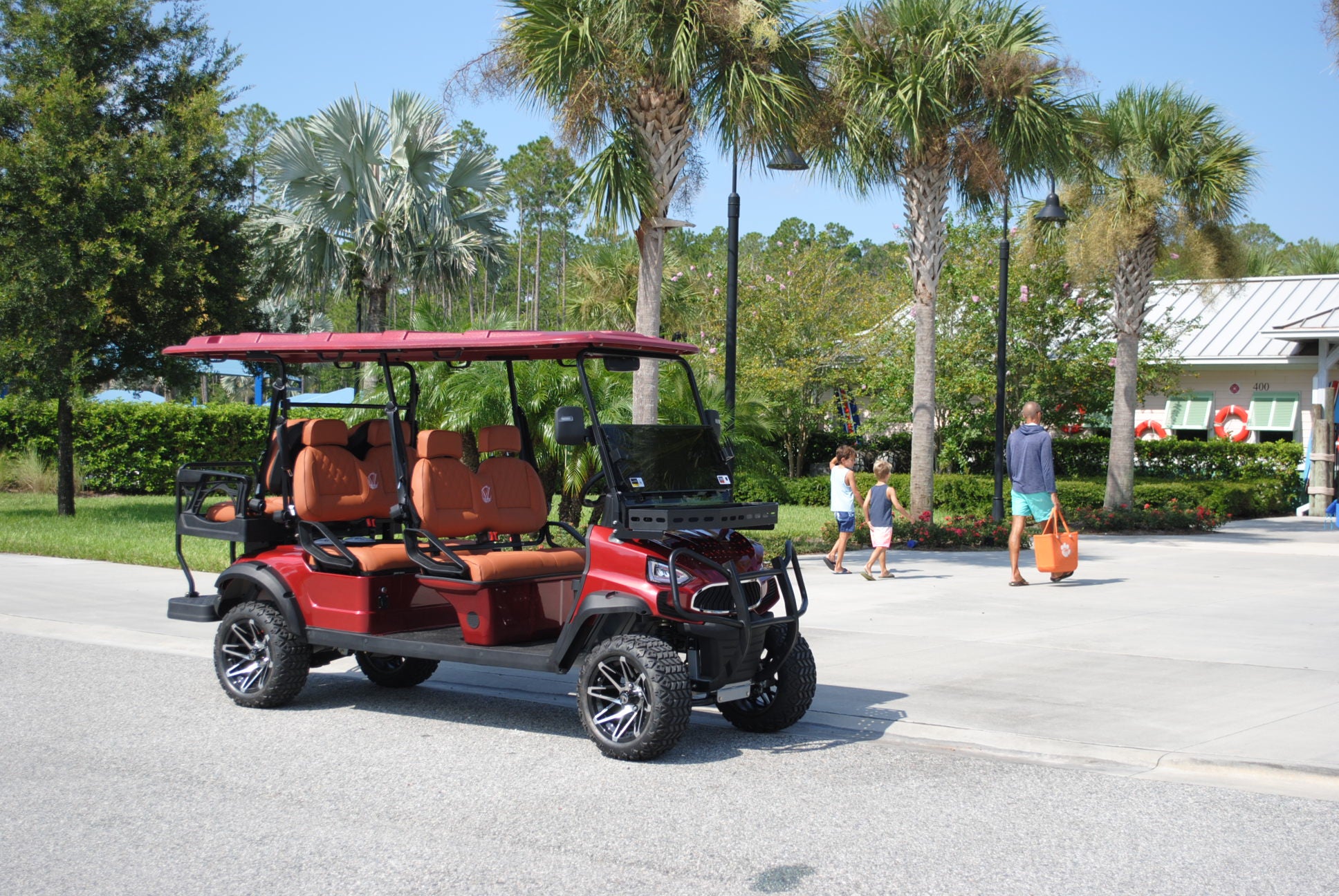 Neptune 6 Passenger 4 Forward Lifted Golf Cart
